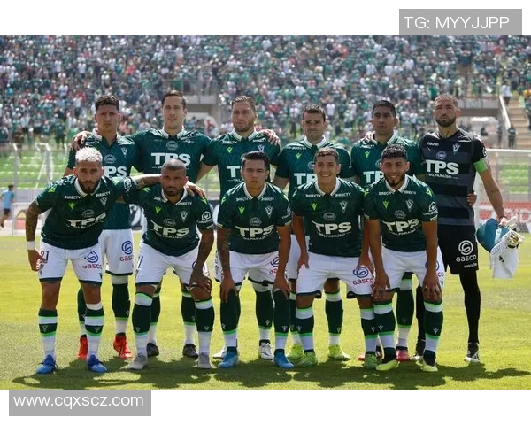 华奇巴托与艾斯潘诺拉的激烈对决揭示足球战术与团队合作的魅力